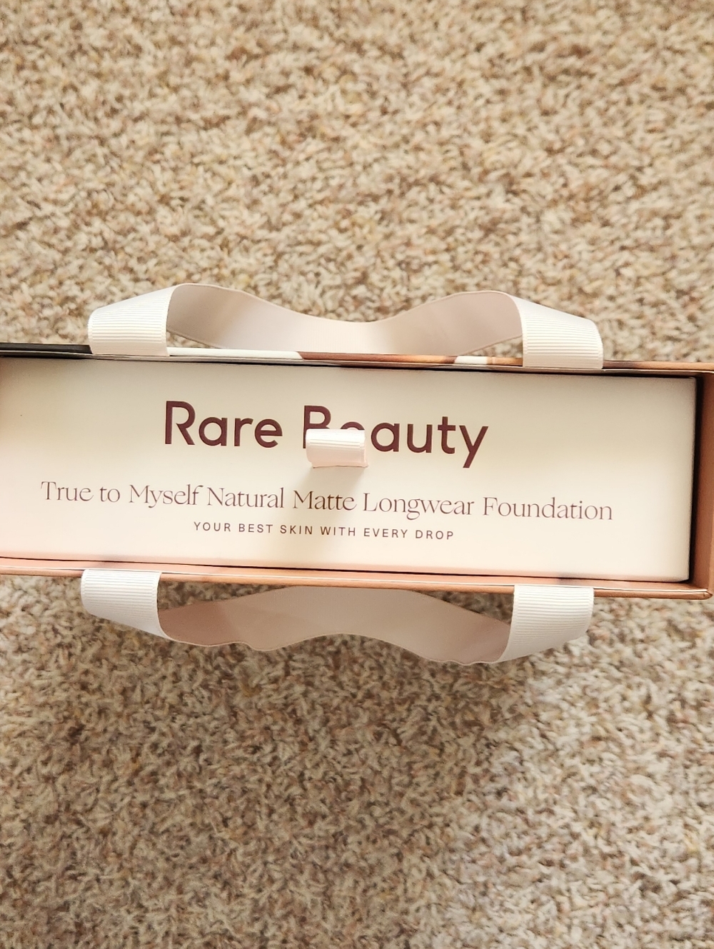 πHPπNIB RARE BEAUTY TRUE TO YOURSELF MATTE FOUNDATION PR BOX - Picture 13 of 15